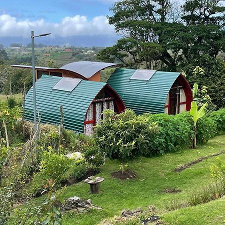 ホテル Glamping Campo Alegre カルタゴ エクステリア 写真