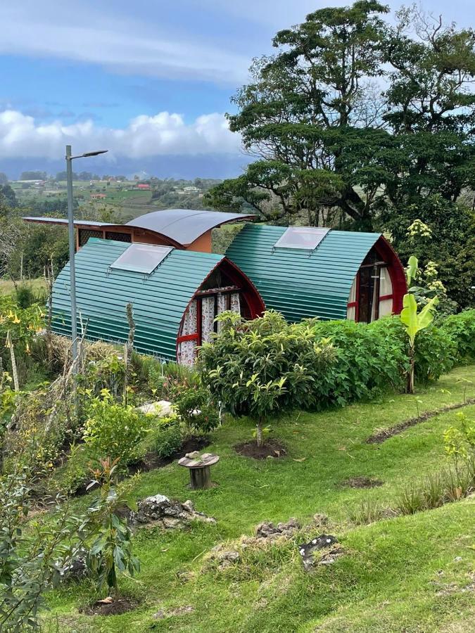 ホテル Glamping Campo Alegre カルタゴ エクステリア 写真