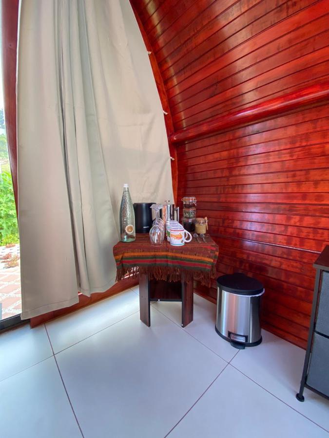 ホテル Glamping Campo Alegre カルタゴ エクステリア 写真