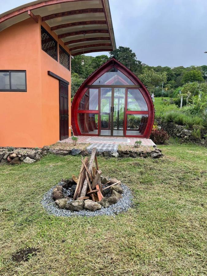 ホテル Glamping Campo Alegre カルタゴ エクステリア 写真